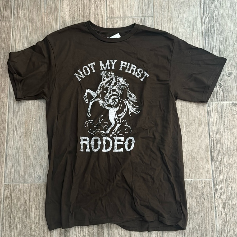 super comfy size L brown “not my first rodeo” tshirt from Cracker Barrel